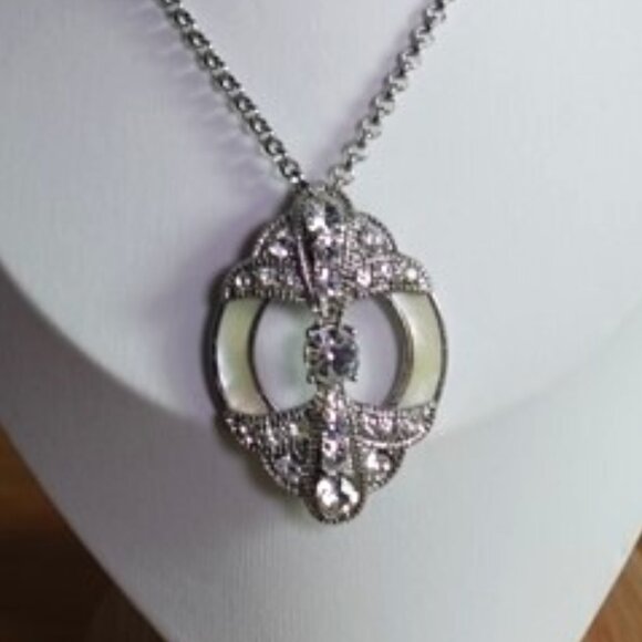 Lia Sophia Long Mother of Pearl Enamel Crystal Rhinestones Necklace & Pendant - Picture 2 of 8